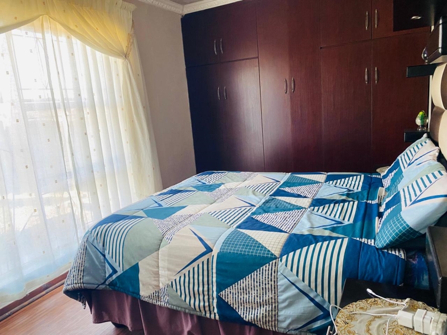 3 Bedroom Property for Sale in Zamdela Free State
